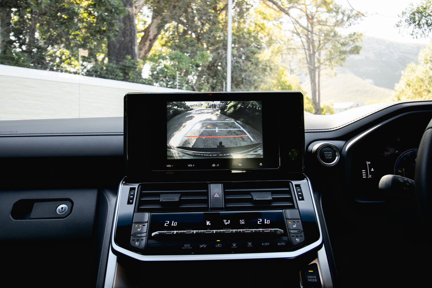 2025 Toyota Land Cruiser 300 3.3D GX-R