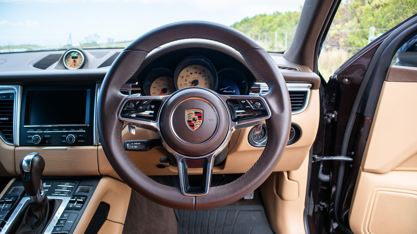 2015 Porsche Macan S