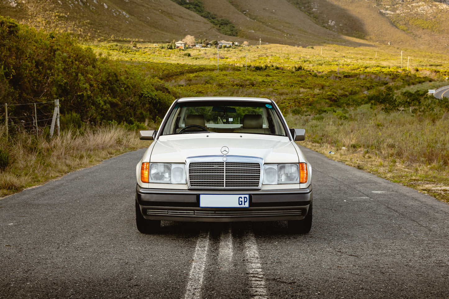 1991 Mercedes-Benz 200 E