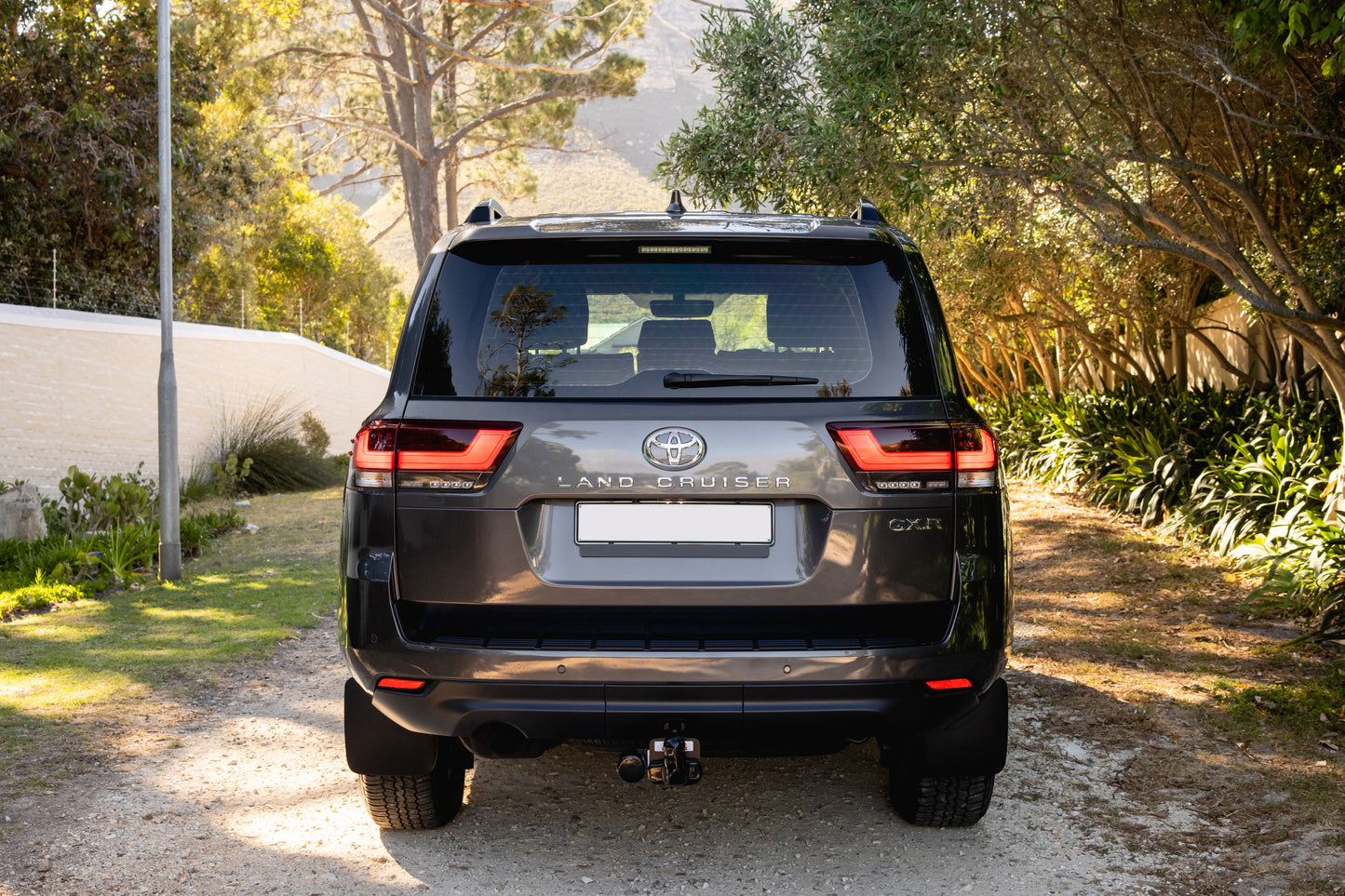 2025 Toyota Land Cruiser 300 3.3D GX-R