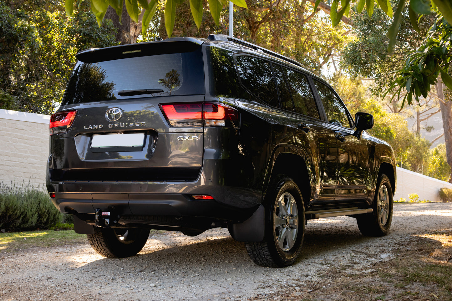 2025 Toyota Land Cruiser 300 3.3D GX-R